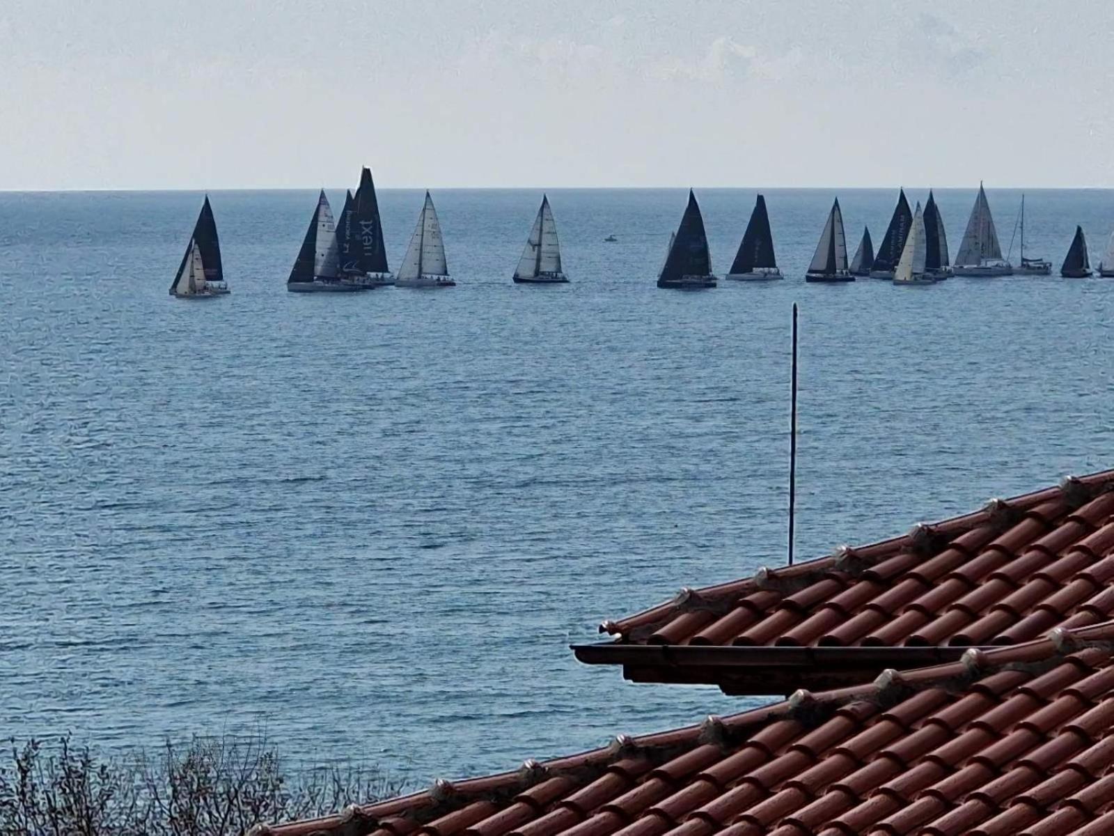 Larenta Sveti Vlas, Ulitsa Cherno More 12 Dış mekan fotoğraf